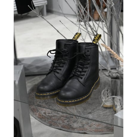 Dr.Martens Slip Resistant 8 Hole Boots