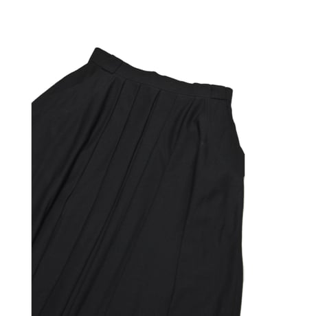 Classic Black Pleats Skirt