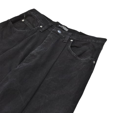 "Remake by VERS" Asymmetric Tuck Denim Trousers