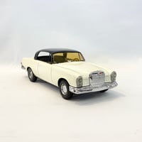 ブリキ　MERCEDES－BENZ 250SE Coupe
