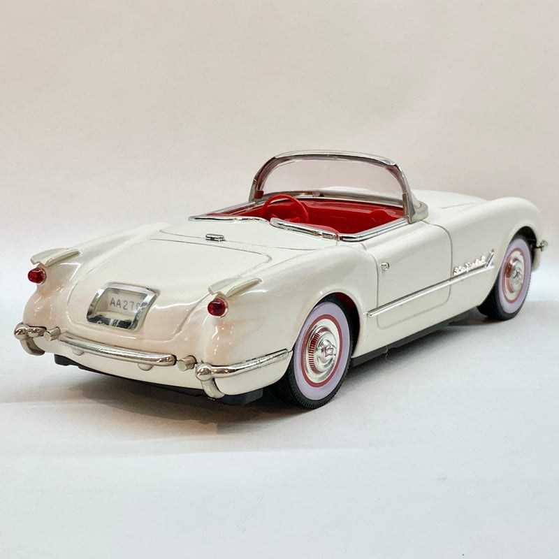 ブリキの車 1953年 コルベット コンバーチブル オシャレ ディスプレイ 白色 ブリキの車 1953年 コルベット コンバーチブル オシャレ