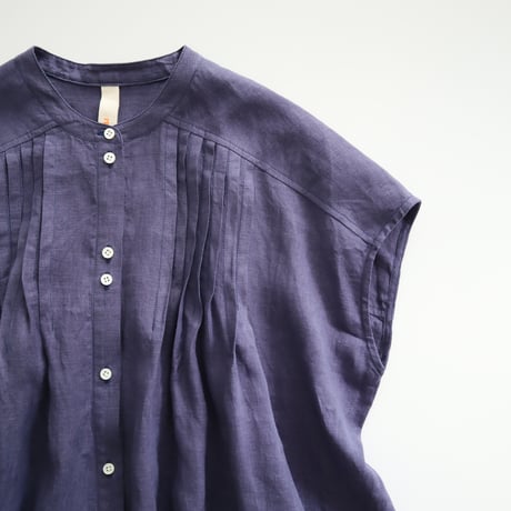 random tuck french blouse (linen / iron blue)