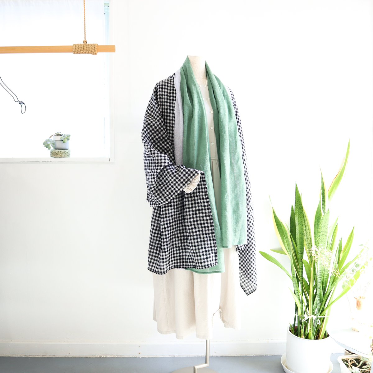 three panels stole (check x green) | ma'ona