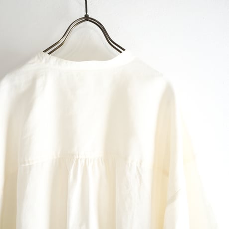 french linen tuck tuck blouse (natural)