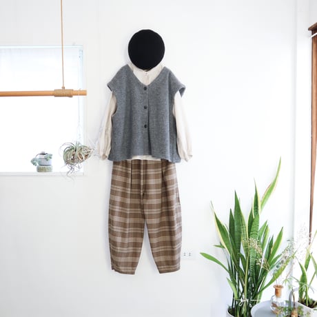 front button knit vest