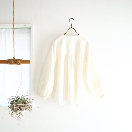 french linen tuck tuck blouse (natural)