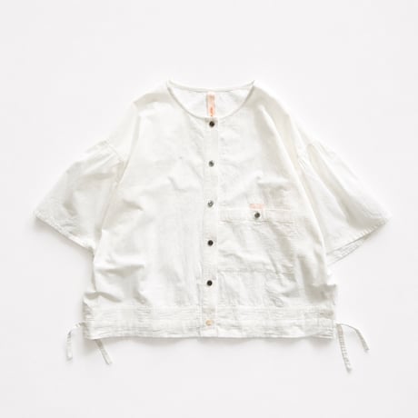 no-collar gather sleeve blouse (white)