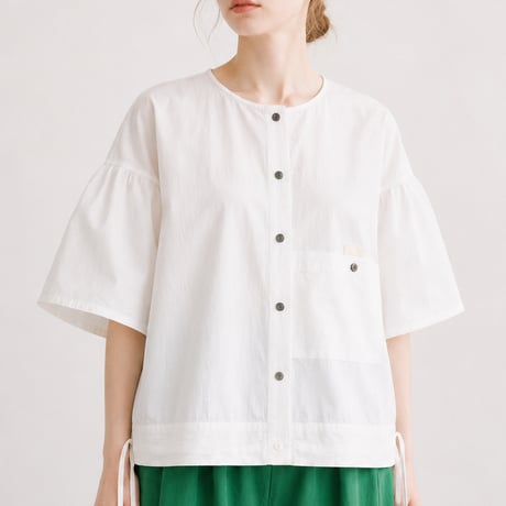 no-collar gather sleeve blouse (natural pinstripe)