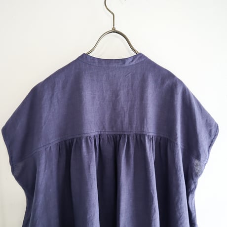 random tuck french blouse (linen / iron blue)