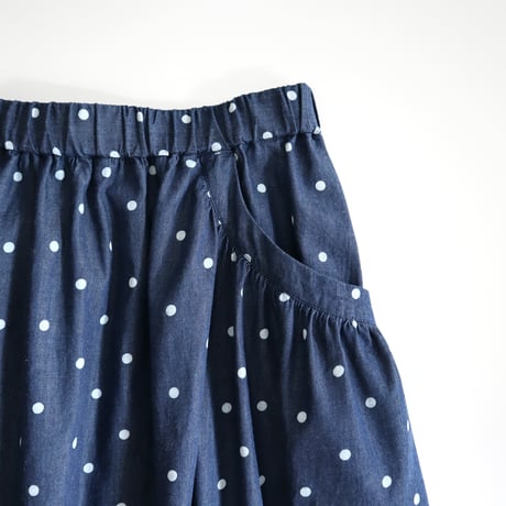 gather pocket skirt (indigo dot)