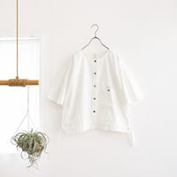 no-collar gather sleeve blouse (white)
