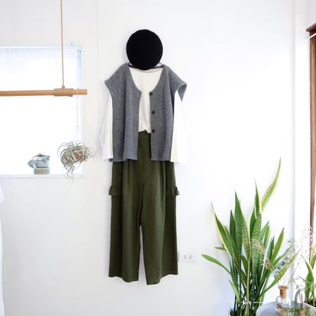 front button knit vest