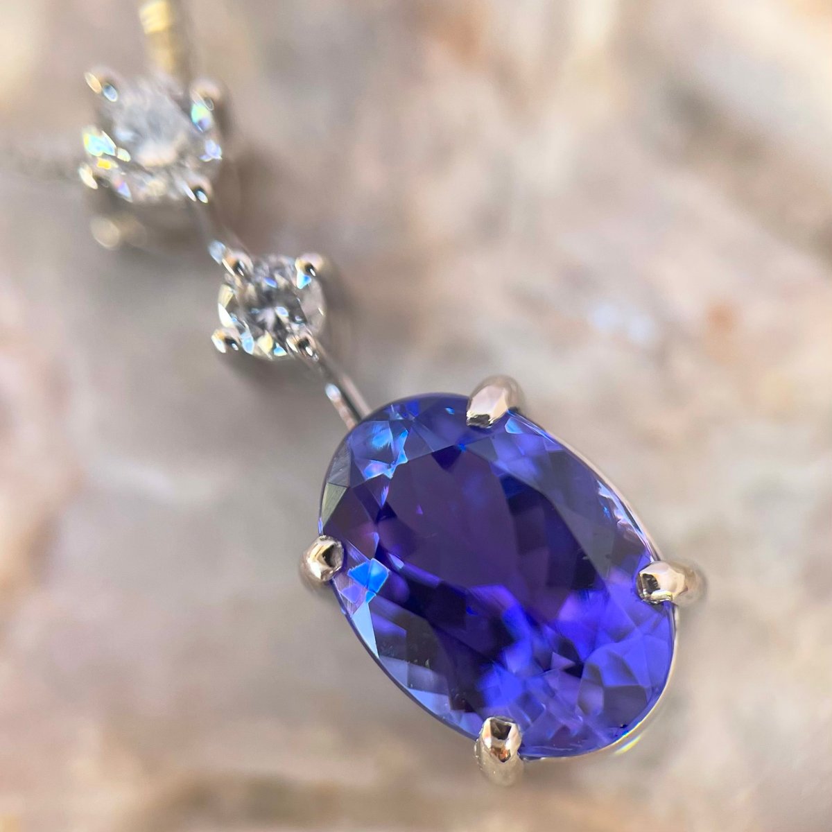 新しいスタイル 1.36ct 高品質天然タンザナイト ダイヤモンド PTネックレス タンザナイト