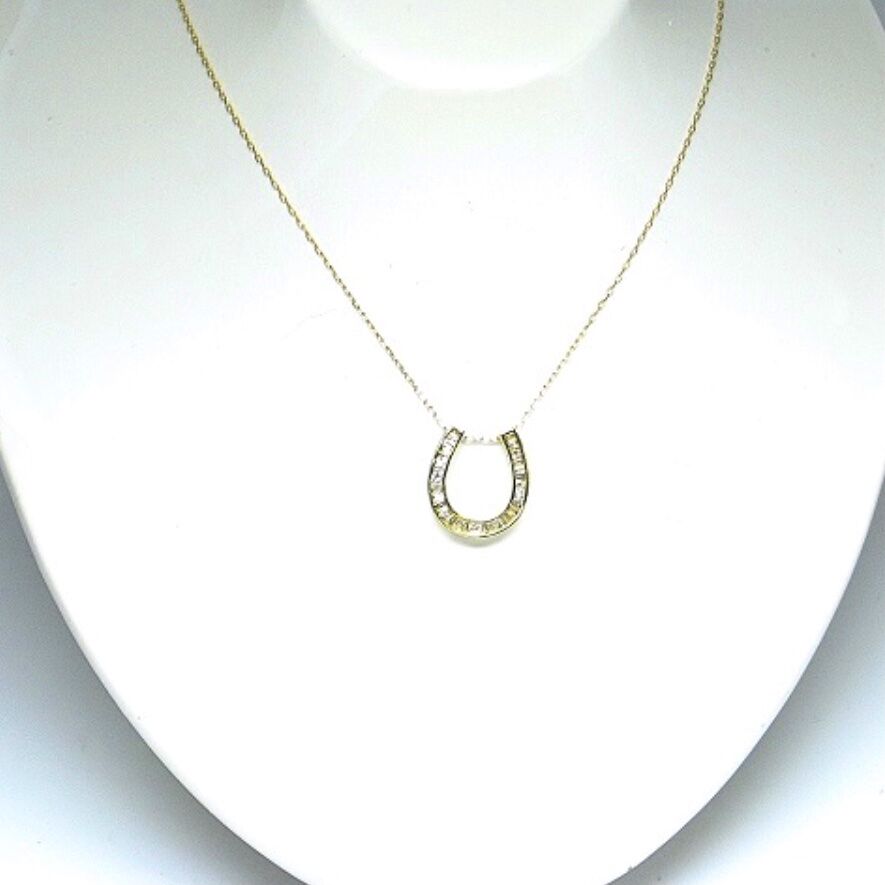 天然ダイヤモンド（プリンセス・バケットカット）馬蹄型 K18