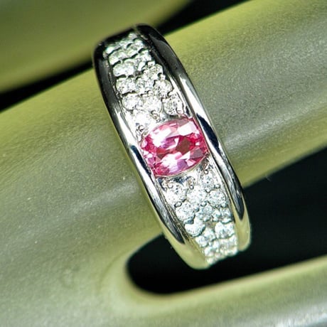 0.507ct上質天然パパラチャサファイア　ダイヤ0.37ct　PT900リング
