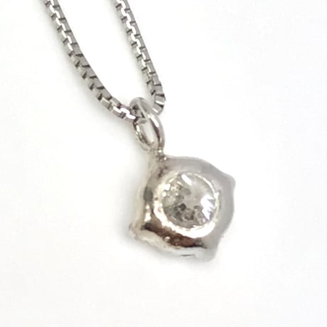 0.304ct D-SI2-VG天然ダイヤpt900ネックレス(宝石鑑定書付)