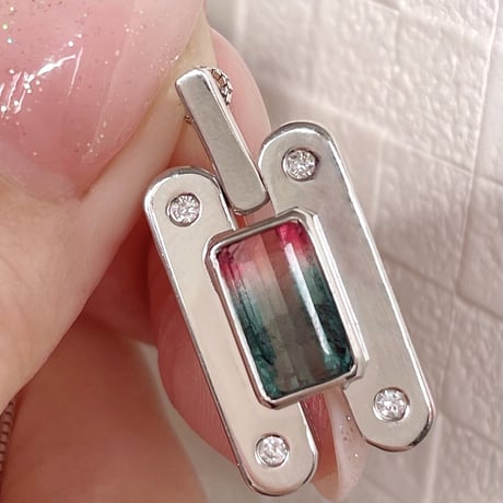 天然バイカラートルマリン2.12ct  ダイヤ PT900男女兼用ネック(鑑別付