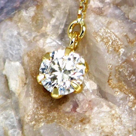 良質天然ダイヤモンド　計0.30ct　K18製　アメリカンピアス