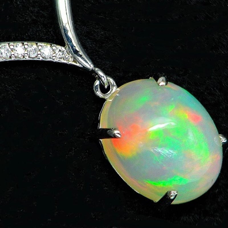 鑑別書 K18WG 花柄 ダイヤモンド0.07ct 総重量0.81g ネックレス 