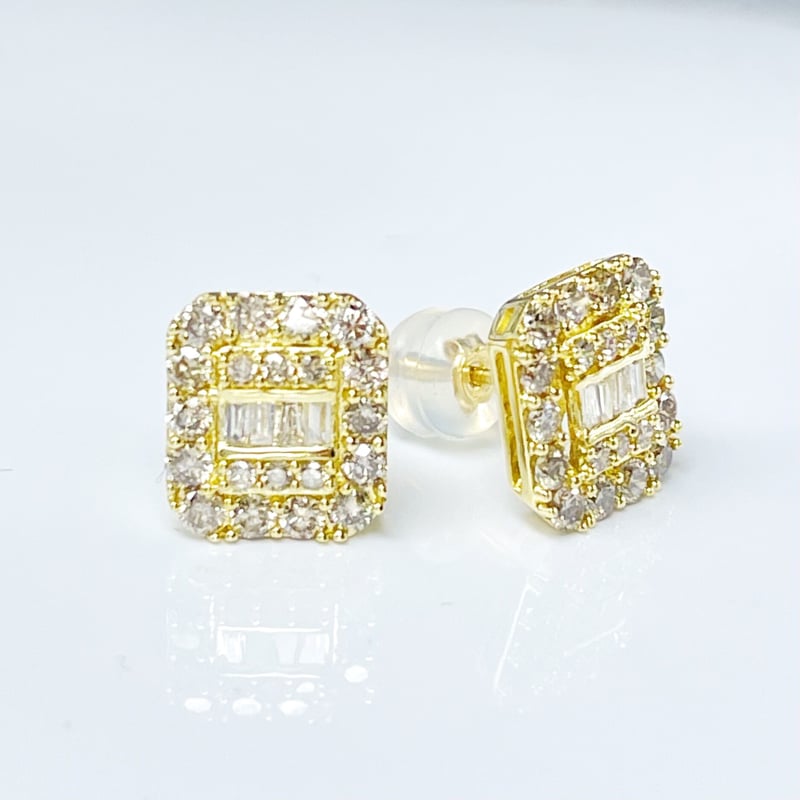 天然ダイヤモンド 計 0.90ct スクエア型 K18 ピアス | sanlemojewelry 天然ダイヤモンド 計 0.90ct スクエア型 K18 ピアス | sanlemojewelry