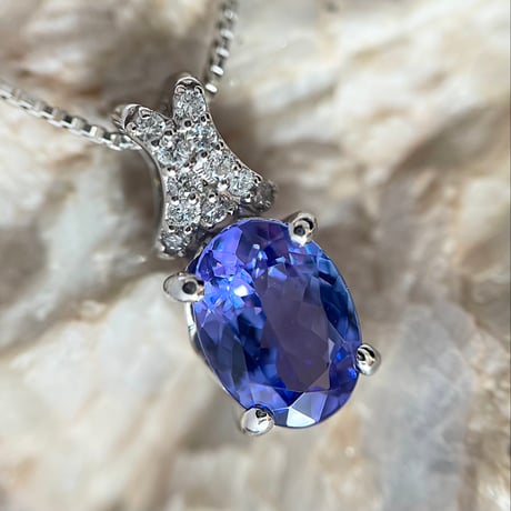 0.90ct 良質天然タンザナイト　ダイヤモンド　PTネックレス（宝石鑑別書付