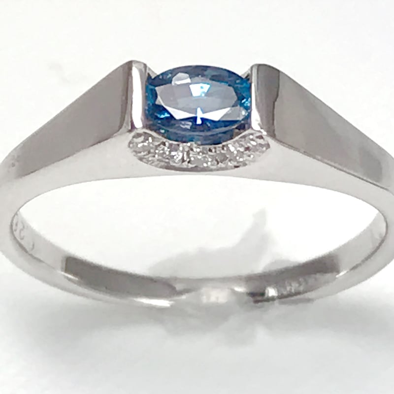 Pt900　天然アレキサンドライト リング　A0.935ct　ダイヤモンド入り Pt900天然アレキサンドライト リングA0.935ctダイヤモンド入り