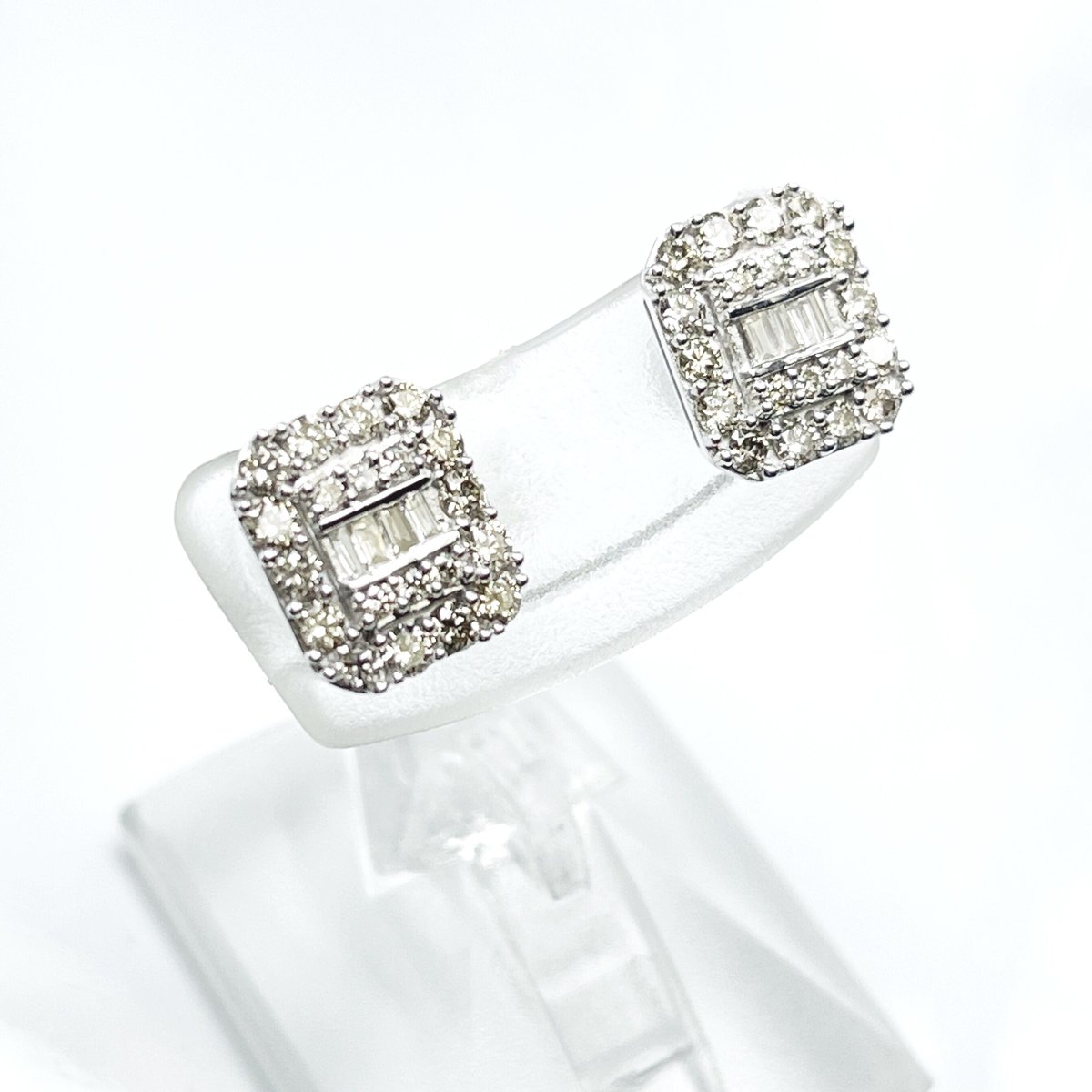 天然ダイヤモンド 計 0.90ct スクエア型 K18WG ピアス | sanlemojewelry