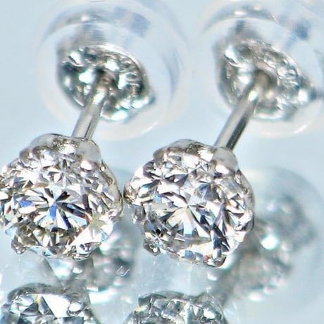 計0.50ct　PT900　良質天然ダイヤモンド　ピアス