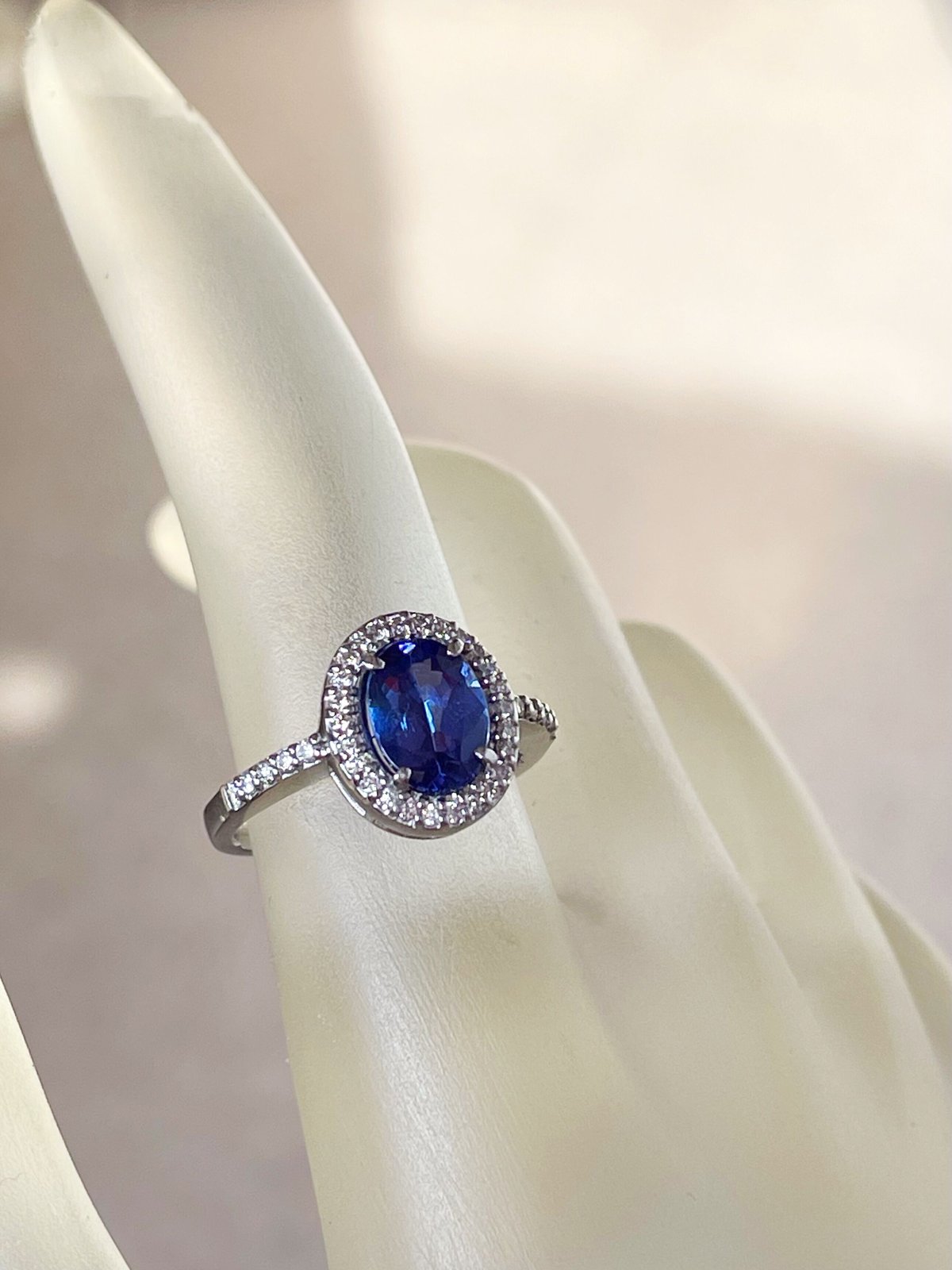 鑑別書付き ヴァンドーム タンザナイト #9 リング 総重量2.77g 【公式