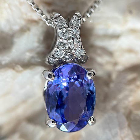 0.90ct 良質天然タンザナイト　ダイヤモンド　PTネックレス（宝石鑑別書付