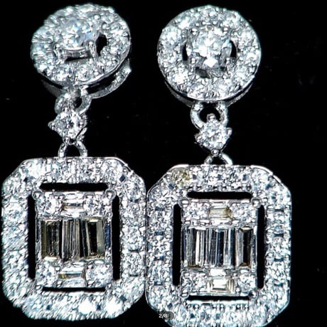 計0.50ct　天然ダイヤモンド　K18WG スイングピアス