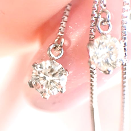 計0.30ct 良質天然ダイヤモンド　pt900 アメリカンピアス