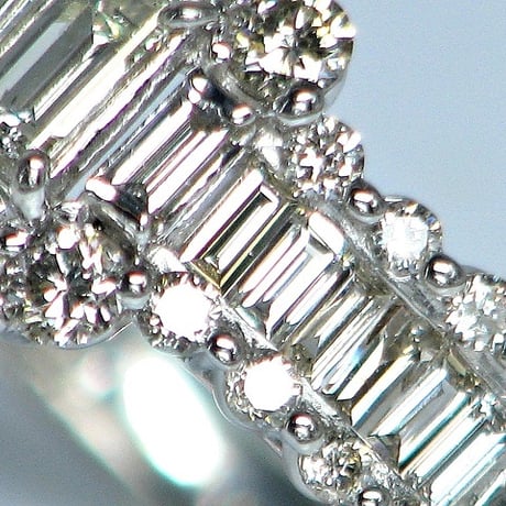 計1.00ct　上質天然ダイヤモンド　PT900　デザインリング