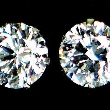 計0.50ct　PT900　良質天然ダイヤモンド　ピアス