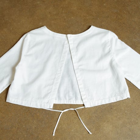 nun / Cropped Top 麻世妙