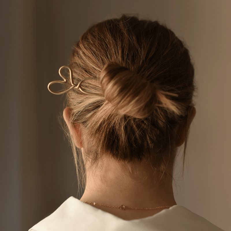 8.6.4 / ヘア用アクセサリー | Pili ON LINE