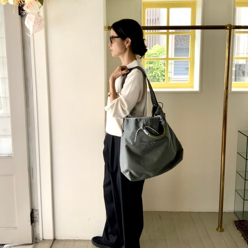 極美品✨️ ithelicy イザリシー zattu レザーバッグ 3way バックパックがブームでは、ありますが・・。｜TOKYOlife