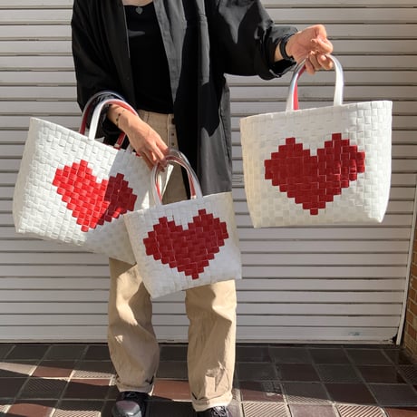 OM sabai sabai / New OM original taraat bag  ❤︎❤︎❤︎（white&red）
