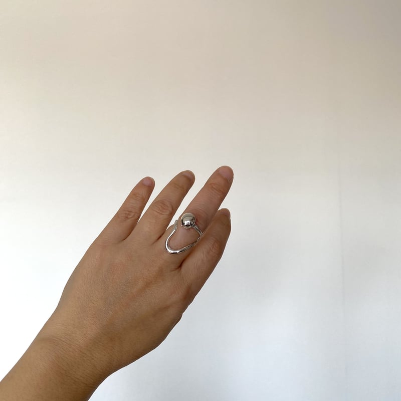 CALLMOON / Villa ring | Pili
