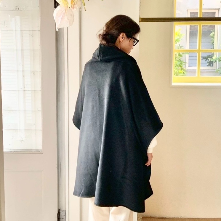 COG THEBIGSMOKE / GITTY HOODED CAPE | Pili ON LINE