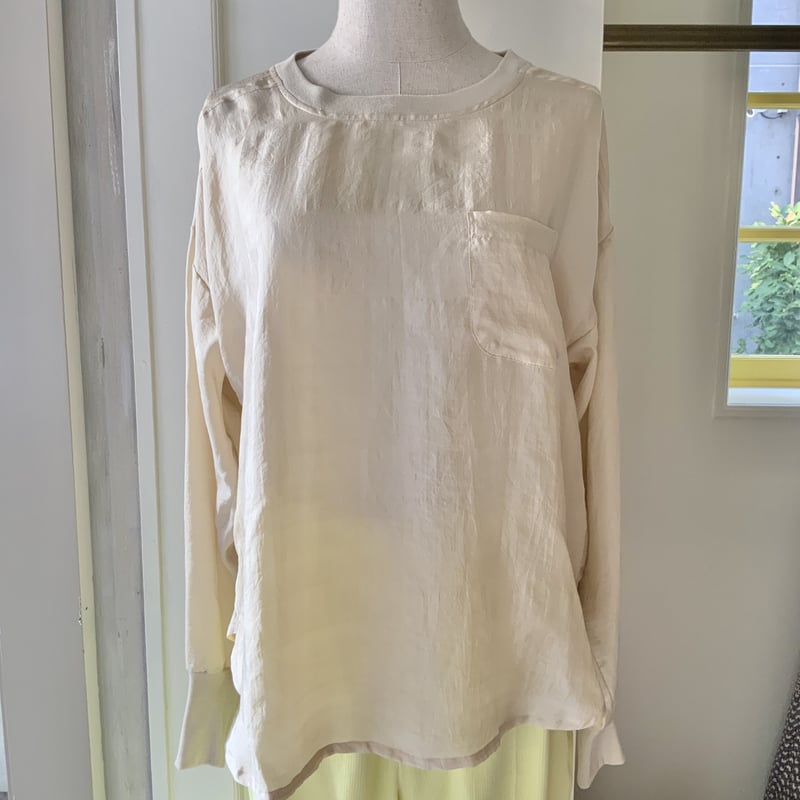 美品◯urrya ユライヤ シルクバッククロスタンク
