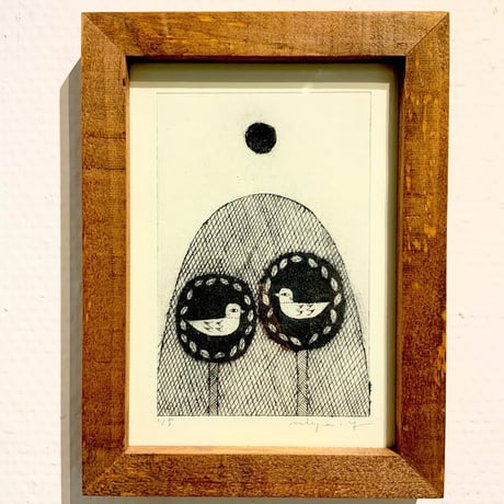 山田ミヤ「山のお家」紙版画