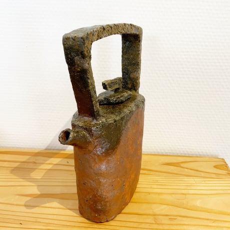天野智也「層土彩器注器」