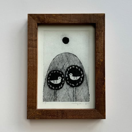 山田ミヤ「山のお家」紙版画