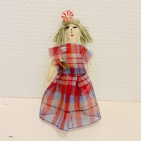 沢野弓子「格子オーガンジー」人形ブローチ