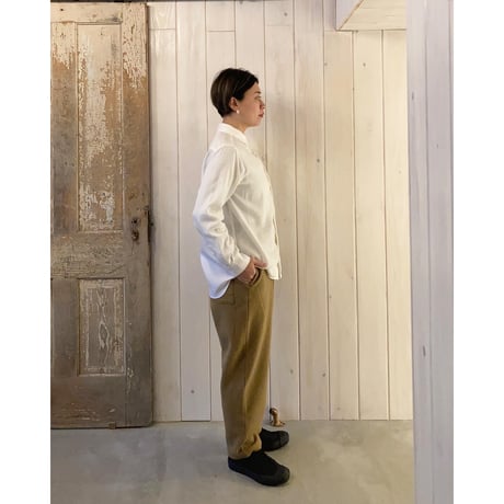 圧縮ウールジャージー イージーテーパードパンツ