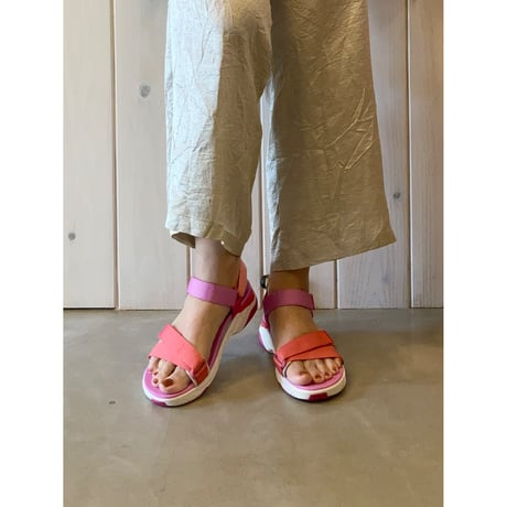 Dansko Racquel サンダル