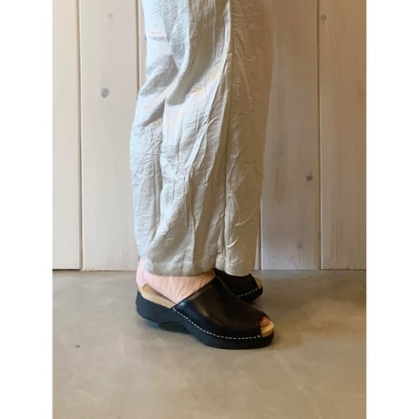 Dansko Ravyn サンダル