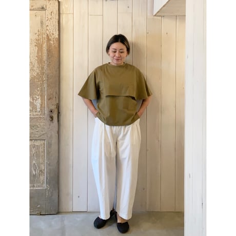 アシンメトリー フラップデザイン プルオーバー