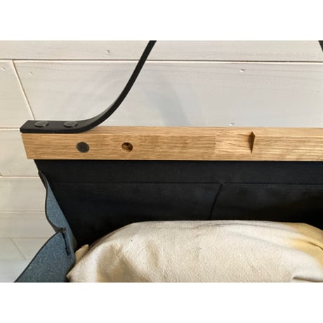 YURUKU  Clap Wood Square Hand Bag